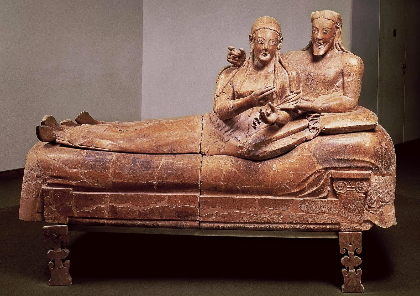 ‘Sarcófago de los esposos’: obra funeraria del arte etrusco, ¿matriarcado o matrilinaje?